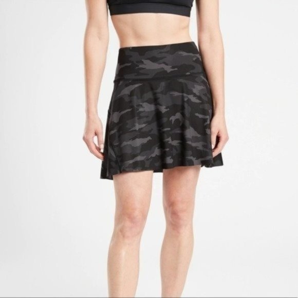 Athleta Pants - Athleta Ace Tennis Skort 15.5 Black Camo Workout Skort Small